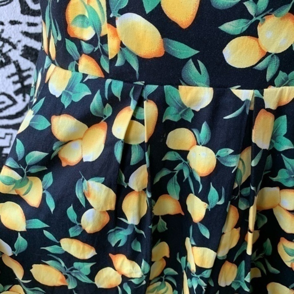Lindy Bop Lemon 🍋 Print Cotton Dress - Picture 8 of 9
